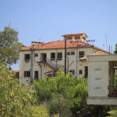 King George Hotel Varosha szellemv&aacute;ros&aacute;ban